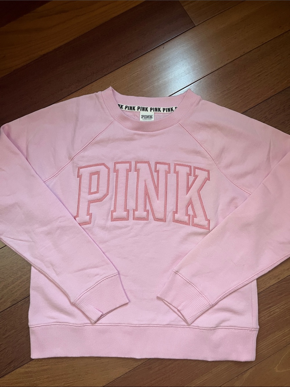 NWOT PINK Victoria’s Secret Logo Crop Sweatshirt